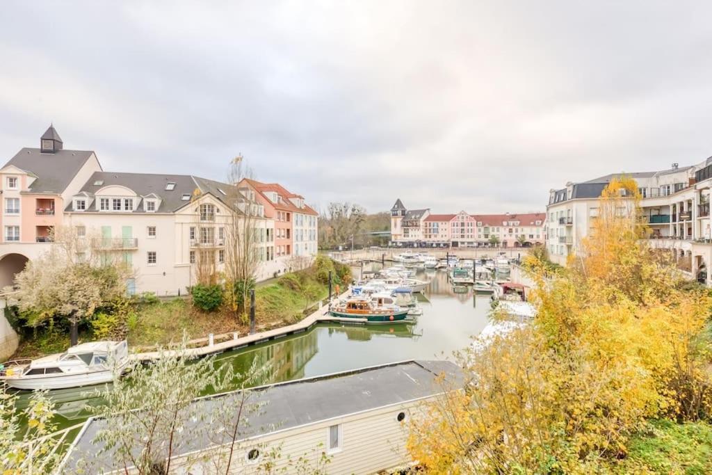 Studio Vue Direct Sur Le Port De Cergy, Parking Prive Gratuit Екстериор снимка